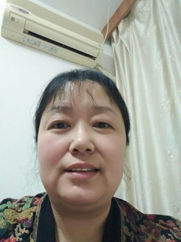 雨中漫步的第一张照片--南京红颜知己交友网